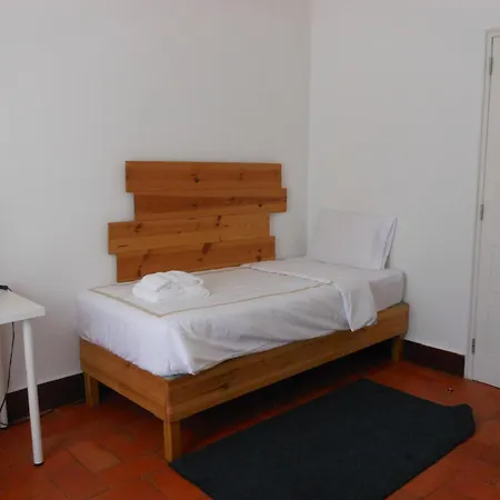 Ideal House For Lisbon & Cascais בית נופש