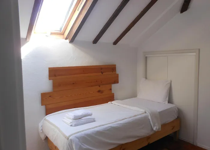 Vakantiehuis Ideal House For Lisbon & Cascais Oeiras